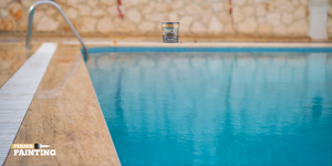 How to apply a swimming pool sealant ?